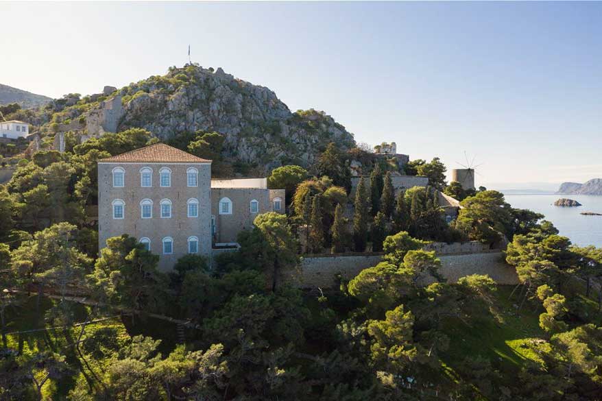 Palazzo di G. Kountouriotis hydra.gr